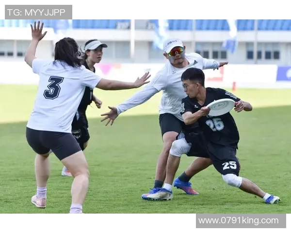 南京飞盘队的防反体系探索与战术创新之路